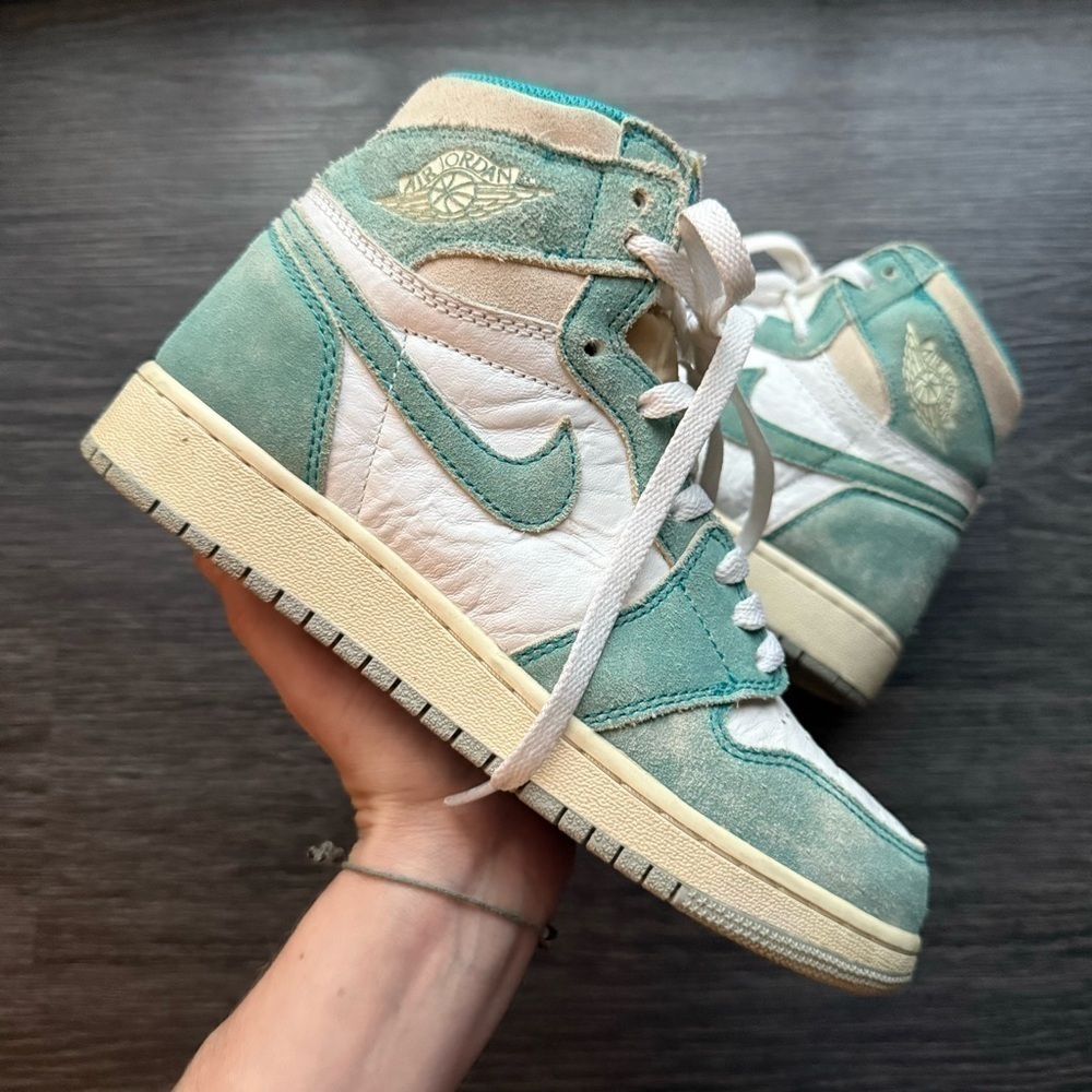 Air Jordan 1 Retro High Turbo Green White Sail Light Smoke Grey NIKE 5Y 5M 6.5W